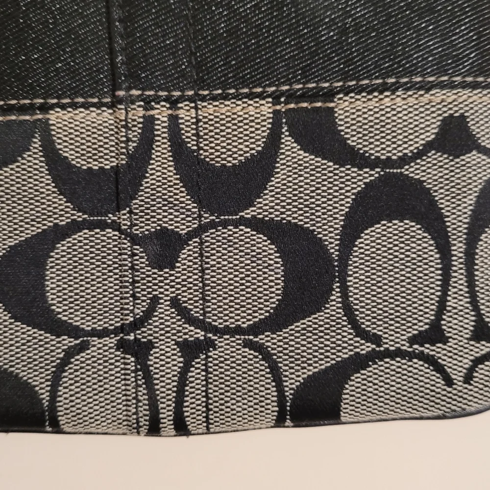 Coach wristlets - Picture 6 of 6